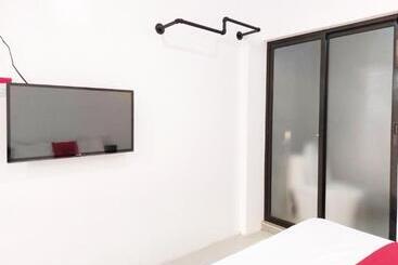 هتل Reddoorz At San Antonio Binan Laguna