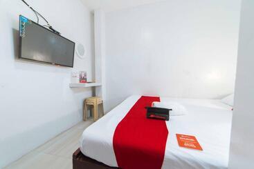 هتل Reddoorz At San Antonio Binan Laguna