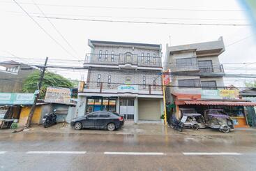 هتل Reddoorz At San Antonio Binan Laguna
