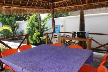 پانسیون Idc Guest House