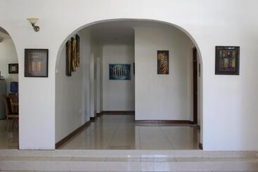 پانسیون Idc Guest House