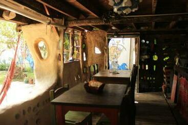 پانسیون Mama Killa Neptunia Eco Hostel