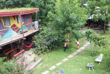 پانسیون Mama Killa Neptunia Eco Hostel