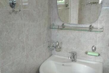 پانسیون Meerim Guest House