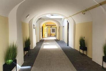 هاستل Minidorms In Heart Of City Center