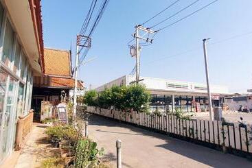 هاستل Tonwai Modern Place