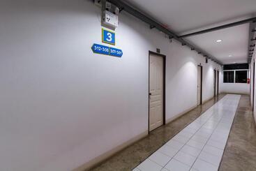 هاستل Tonwai Modern Place