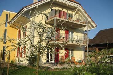 B&b Perron13