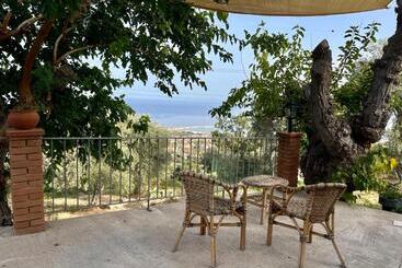 Agriturismo Serre - Sant'Agata di Militello