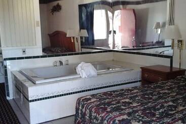 مُتل Norton Shores Inn