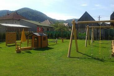 پانسیون Penzión Poľana