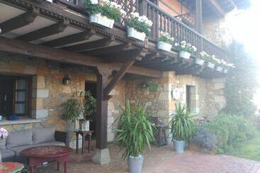 پانسیون Posada Rural Valoria