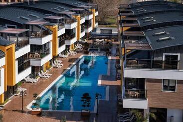 هتل Elysium Green Suites