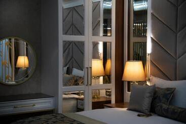هتل Elysium Green Suites