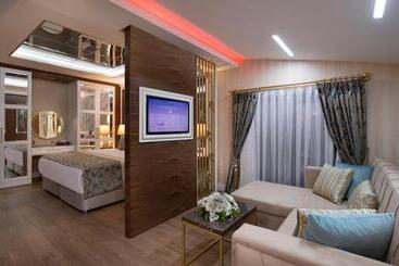 هتل Elysium Green Suites