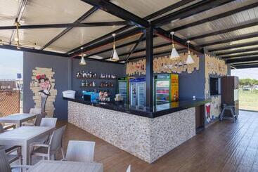 هتل Elysium Green Suites