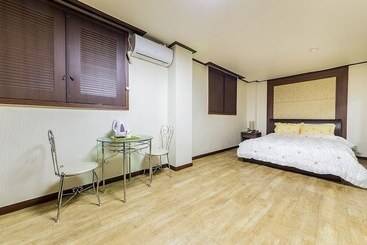 مُتل Pocheon Las Vegas