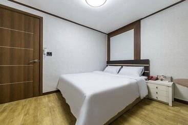 مُتل Pocheon Las Vegas