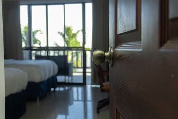 Verdant Hotel & Holistic Experience