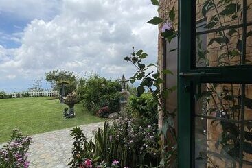 Verdant Hotel & Holistic Experience