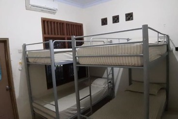 Aussie Osseng Homestay-hostel