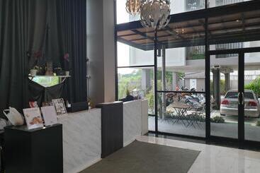 酒店 Iresidence