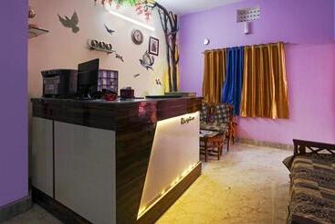 בית מלון כפרי Ratna Resort Near Bhubaneswar Airport