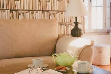 هتل Casas De Campo Villa D Almeida