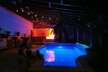 پانسیون Dnt House & Spa