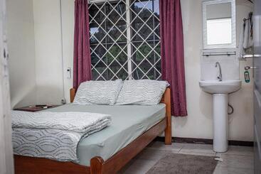 پانسیون Sonja S Guesthouse