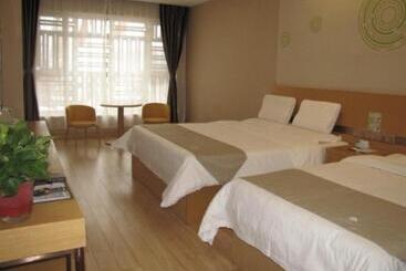 호텔 Greentree Inn Luliang Wenshui County People S Hospital Express