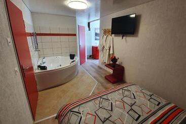 호스텔 Gasthof Schwanen Radelfingen