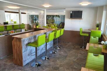 호스텔 Gasthof Schwanen Radelfingen