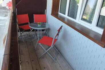 호스텔 Gasthof Schwanen Radelfingen