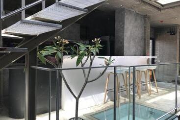 هتل Enishi Resort Villa