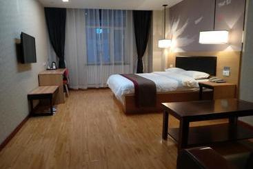 Thank Inn Chain Hotel Qinghai Yushu County Kangba Commercial City