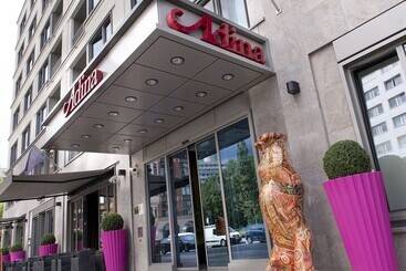 Adina Apartment Hotel Berlin Hackescher Markt