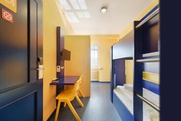 Bed Nbudget Expo Hostel Rooms