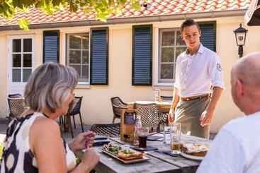 Hotel & Restaurant   Auberge De Hilver