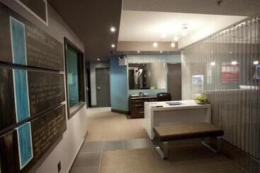هتل Baymont By Wyndham Fort Mcmurray