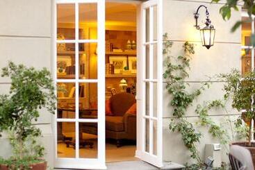 هتل Boutique Le Reve