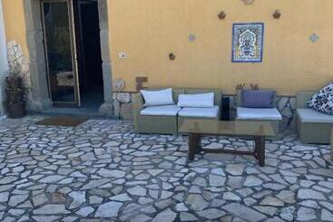 هتل Casale Romano Resort E Relais