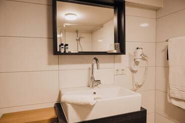 City Hotel De Jonge