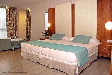 Ciudad De Ponferrada, Ascend Hotel Collection - Ponferrada