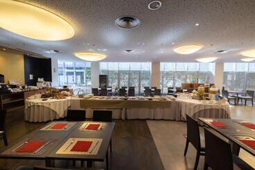 Ciudad De Ponferrada, Ascend Hotel Collection