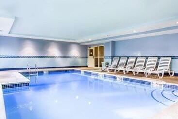هتل Comfort Inn & Suites Scarborough Portland