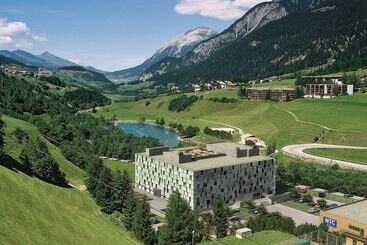 ホテル Cube Savognin