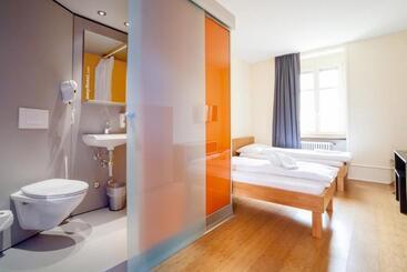 Easyhotel Basel Self Service And Self Check In
