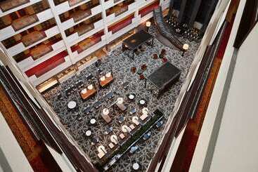 هتل Embassy Suites By Hilton Huntsville