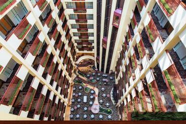 هتل Embassy Suites By Hilton St. Louis St. Charles
